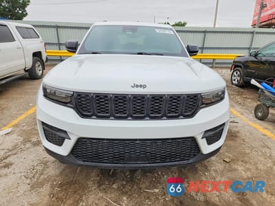 Piąte zdjęcie samochodu w środku: 2024 JEEP GRAND CHEROKEE LAREDO VIN:1C4RJHAG3RC706129 - miniatura