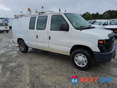 Czwarte zdjęcie samochodu z boku: 2014 FORD ECONOLINE E150 VAN VIN:1FTNE1EWXEDA65805 - miniatura