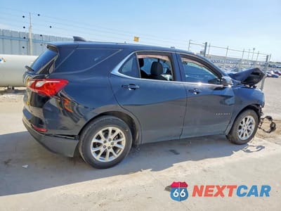 Trzecie zdjęcie samochodu z tyłu: 2018 CHEVROLET EQUINOX LT VIN:2GNAXSEV4J6138088 - miniatura