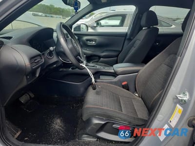 Zdjęcie 7 z 12 samochodu: 2024 HONDA HR-V SPORT VIN:3CZRZ2H55RM775293 - miniatura