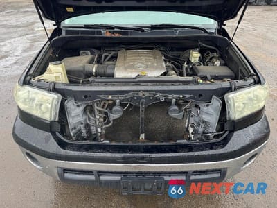 Zdjęcie 7 z 10 samochodu: 2010 TOYOTA TUNDRA DOUBLE CAB SR5 VIN:5TFUY5F13AX122884 - miniatura