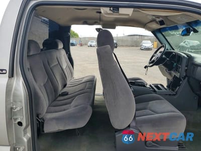 Zdjęcie 10 z 12 samochodu: 2004 GMC NEW SIERRA C1500 VIN:2GTEC19T141203652 - miniatura