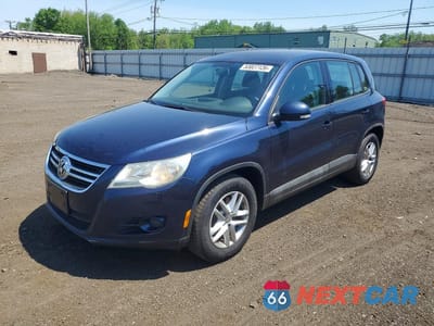 2011 VOLKSWAGEN TIGUAN S WVGAV7AX0BW553432 - główne zdjęcie licytacji z USA - miniatura