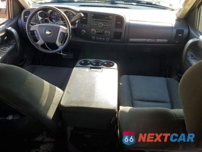 Zdjęcie 8 z 12 samochodu: 2013 CHEVROLET SILVERADO K1500 LT VIN:3GCPKSE7XDG238028 - miniatura
