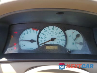 Zdjęcie 9 z 12 samochodu: 2004 TOYOTA COROLLA LE VIN:JTDBR32E042024933 - miniatura