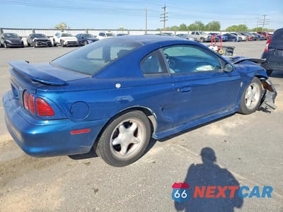 Trzecie zdjęcie samochodu z tyłu: 1998 FORD MUSTANG VIN:1FAFP4041WF160075 - miniatura