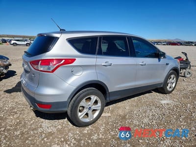 Trzecie zdjęcie samochodu z tyłu: 2015 FORD ESCAPE SE VIN:1FMCU9G96FUA81481 - miniatura