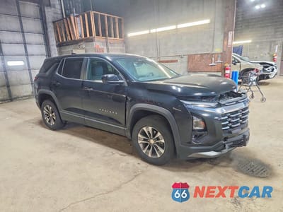 Czwarte zdjęcie samochodu z boku: 2025 CHEVROLET EQUINOX LT VIN:3GNAXHEG4SL115718 - miniatura