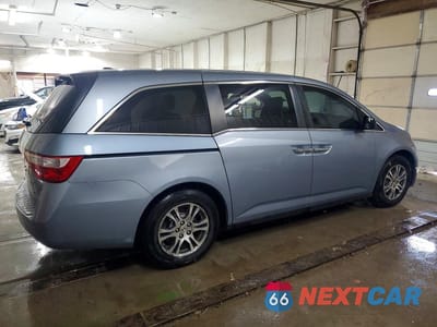 Trzecie zdjęcie samochodu z tyłu: 2013 HONDA ODYSSEY EXL VIN:5FNRL5H6XDB014838 - miniatura