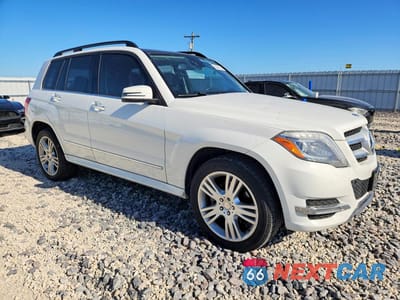Czwarte zdjęcie samochodu z boku: 2015 MERCEDES-BENZ GLK 350 4MATIC VIN:WDCGG8JB4FG393813 - miniatura