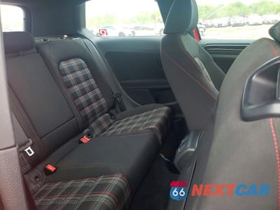 Zdjęcie 10 z 13 samochodu: 2015 VOLKSWAGEN GTI VIN:3VWYT7AU0FM035418 - miniatura