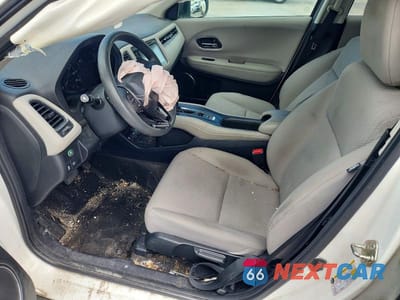 Zdjęcie 7 z 13 samochodu: 2017 HONDA HR-V EX VIN:3CZRU5H53HM715270 - miniatura