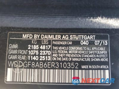 Zdjęcie 12 z 12 samochodu: 2014 MERCEDES-BENZ C 300 4MATIC VIN:WDDGF8AB6ER310352 - miniatura