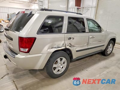 Trzecie zdjęcie samochodu z tyłu: 2009 JEEP GRAND CHEROKEE LAREDO VIN:1J8HR48P49C552638 - miniatura