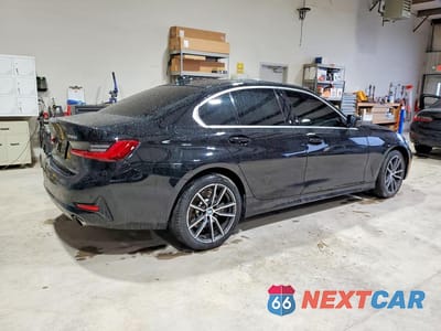 Trzecie zdjęcie samochodu z tyłu: 2019 BMW 330XI VIN:WBA5R7C52KAJ79695 - miniatura