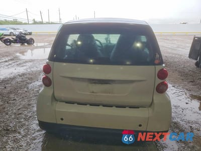 Zdjęcie 6 z 13 samochodu: 2015 SMART FORTWO PURE VIN:WMEEJ3BA1FK801187 - miniatura