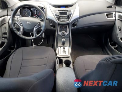 Zdjęcie 8 z 12 samochodu: 2013 HYUNDAI ELANTRA VIN:KMHDH4AE2DU003049 - miniatura