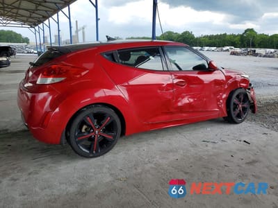 Trzecie zdjęcie samochodu z tyłu: 2016 HYUNDAI VELOSTER BASE VIN:KMHTC6AD3GU253501 - miniatura