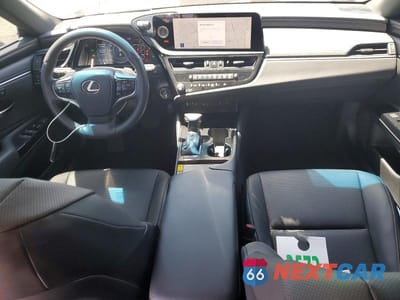 Zdjęcie 8 z 12 samochodu: 2024 LEXUS ES 300H BASE VIN:58ADA1C17RU047030 - miniatura