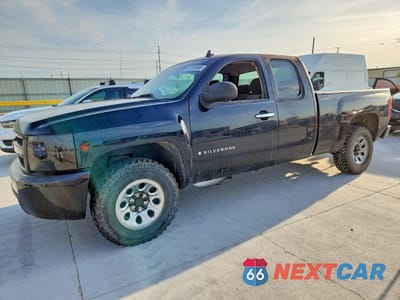 2008 CHEVROLET SILVERADO C1500 1GCEC19X68Z195726 - główne zdjęcie licytacji z USA - miniatura