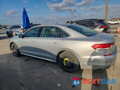 Drugie zdjęcie samochodu z przodu: 2021 VOLKSWAGEN PASSAT SE VIN:1VWSA7A33MC014984 - miniatura