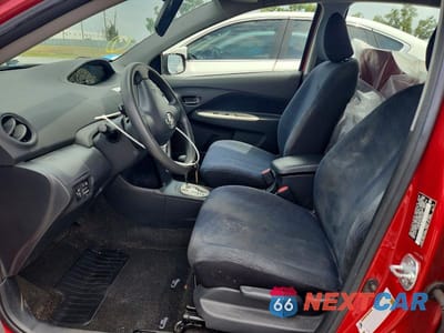 Zdjęcie 7 z 13 samochodu: 2008 TOYOTA YARIS BASE VIN:JTDBT923081269956 - miniatura