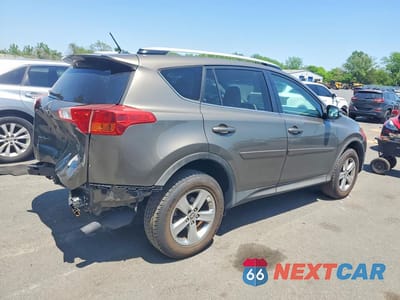 Trzecie zdjęcie samochodu z tyłu: 2015 TOYOTA RAV4 VIN:2T3WFREV4FW178404 - miniatura