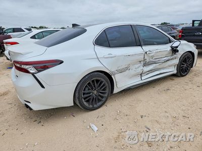Trzecie zdjęcie samochodu z tyłu: 2021 TOYOTA CAMRY XSE VIN:4T1K61AK7MU559262 - miniatura