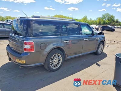 Trzecie zdjęcie samochodu z tyłu: 2018 FORD FLEX SEL VIN:2FMHK6C88JBA10367 - miniatura