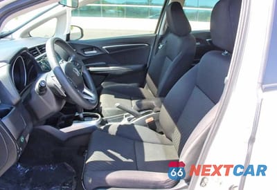 Zdjęcie 9 z 10 samochodu: 2019 HONDA FIT EX VIN:3HGGK5H80KM731139 - miniatura