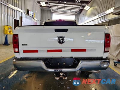 Zdjęcie 6 z 13 samochodu: 2019 RAM 1500 CLASSIC SLT VIN:1C6RR6GT7KS668330 - miniatura