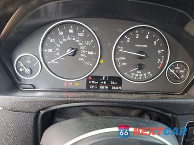 Zdjęcie 9 z 12 samochodu: 2018 BMW 320 I VIN:WBA8E1G59JNU91293 - miniatura