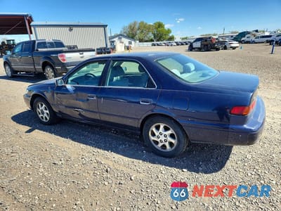 Drugie zdjęcie samochodu z przodu: 1999 TOYOTA CAMRY LE VIN:4T1BF22K0XU931663 - miniatura