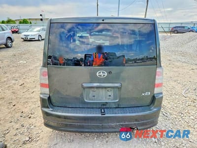 Zdjęcie 6 z 13 samochodu: 2005 TOYOTA SCION XB VIN:JTLKT334050202350 - miniatura