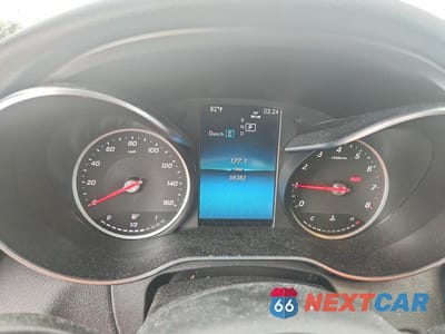 Zdjęcie 9 z 13 samochodu: 2019 MERCEDES-BENZ C 300 4MATIC VIN:WDDWF8EB4KR483739 - miniatura