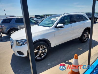 2017 MERCEDES-BENZ GLC 300 4MATIC WDC0G4KB7HF118860 - główne zdjęcie licytacji z USA - miniatura