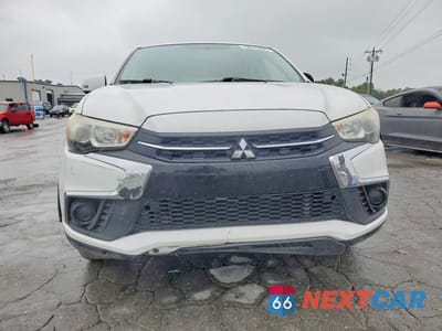 Piąte zdjęcie samochodu w środku: 2018 MITSUBISHI OUTLANDER SPORT ES VIN:JA4AP3AU9JZ034593 - miniatura