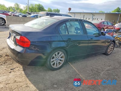 Trzecie zdjęcie samochodu z tyłu: 2006 BMW 325 I VIN:WBAVB13536PT17278 - miniatura