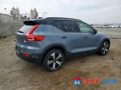Trzecie zdjęcie samochodu z tyłu: 2023 VOLVO XC40 RECHARGE PLUS VIN:YV4ED3UL8P2076156 - miniatura
