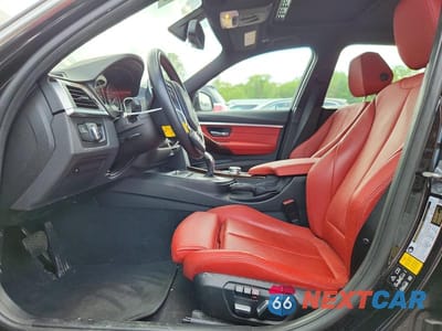 Zdjęcie 7 z 12 samochodu: 2018 BMW 330 XI VIN:WBA8D9C55JEB35286 - miniatura