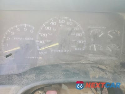 Zdjęcie 8 z 10 samochodu: 2000 CHEVROLET GMT-400 C3500 VIN:1GBJC34J0YF520406 - miniatura