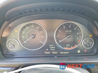 Zdjęcie 9 z 12 samochodu: 2013 BMW 528 XI VIN:WBAXH5C56DD114317 - miniatura