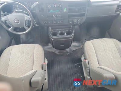 Zdjęcie 8 z 13 samochodu: 2022 GMC SAVANA 2500 CARGO DELIVERY VAN VIN:1GTW7AF76N1240543 - miniatura