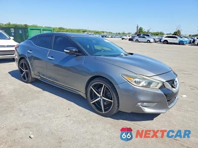 Czwarte zdjęcie samochodu z boku: 2016 NISSAN MAXIMA 3.5 SV VIN:1N4AA6AP5GC419900 - miniatura