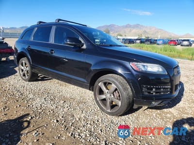 Czwarte zdjęcie samochodu z boku: 2015 AUDI Q7 PREMIUM PLUS VIN:WA1LGAFE7FD026740 - miniatura