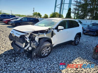 2025 TOYOTA RAV4 XLE 2T3P1RFV8SW577456 - główne zdjęcie licytacji z USA - miniatura