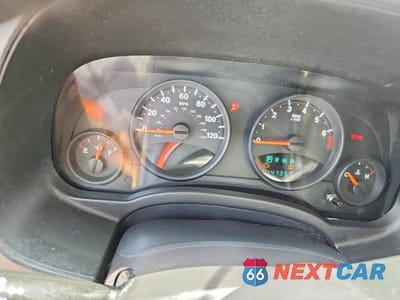 Zdjęcie 9 z 14 samochodu: 2011 JEEP COMPASS SPORT VIN:1J4NT1FB7BD213822 - miniatura