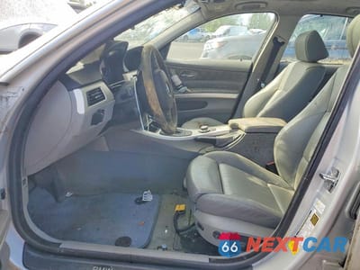 Zdjęcie 7 z 12 samochodu: 2008 BMW 335 I VIN:WBAVB735X8KY64549 - miniatura