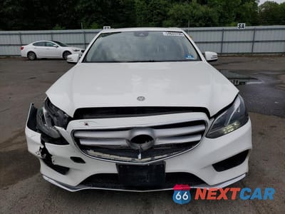 Piąte zdjęcie samochodu w środku: 2016 MERCEDES-BENZ E 350 VIN:WDDHF5KB3GB170631 - miniatura