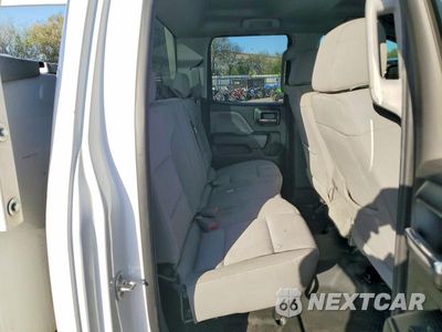 Zdjęcie 10 z 12 samochodu: 2016 CHEVROLET SILVERADO C3500 VIN:1GB5CYCG1GZ352079 - miniatura